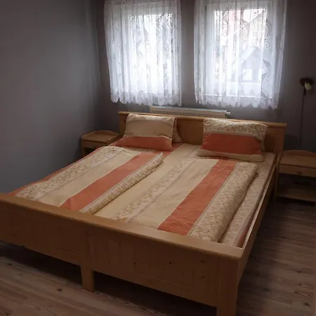 Viktoria Klinovec Apartment Kovarska
