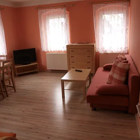 Viktoria Klinovec Apartment Kovarska